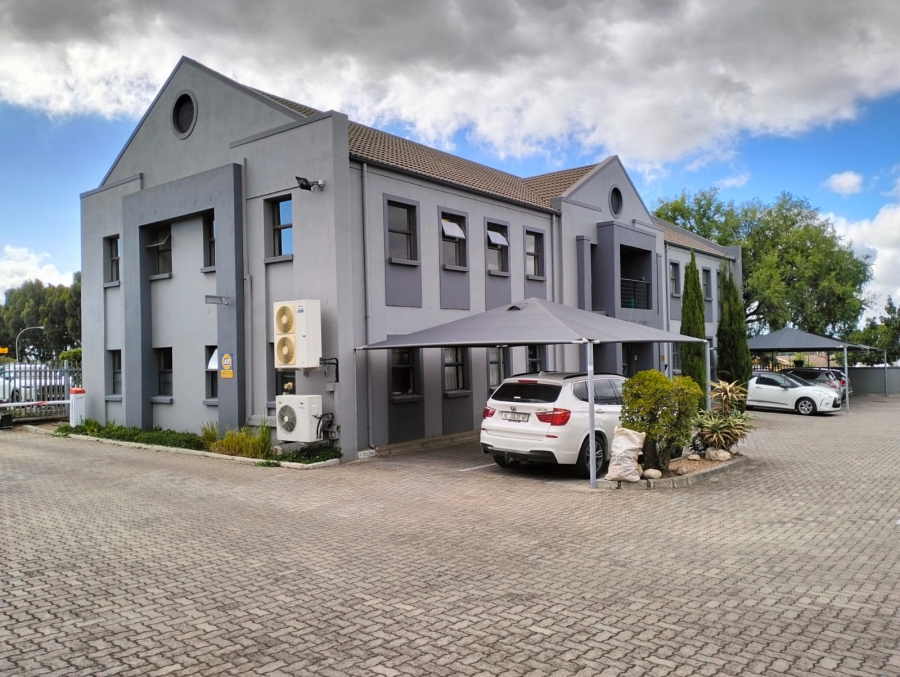 To Let commercial Property for Rent in Durbanville Western Cape